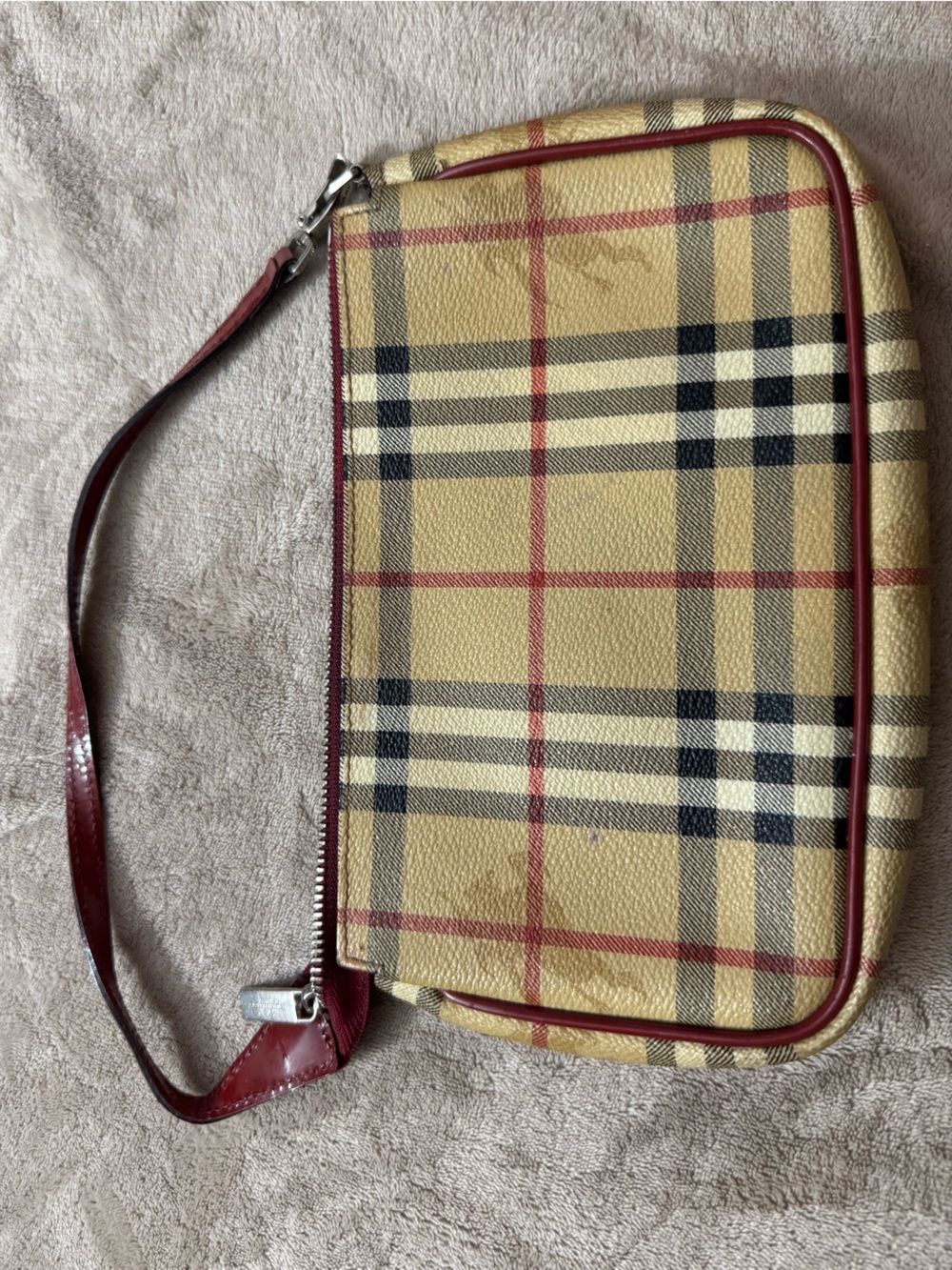 Authentic Vintage BURBERRY
Haymarket Check Pochette - Picture 2 of 9